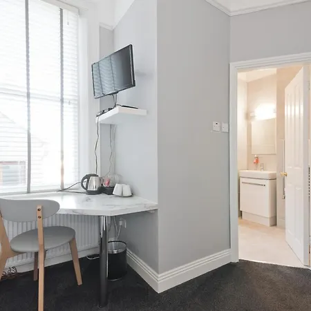48 Merrion Road * Dublin