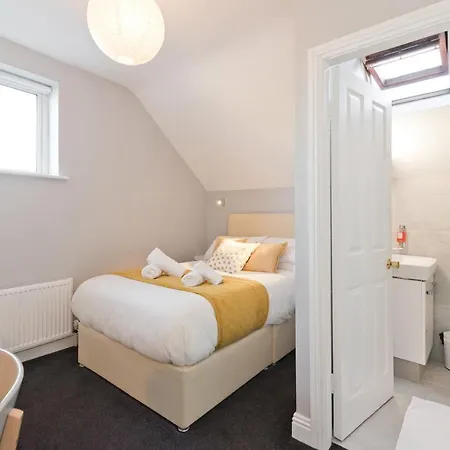 48 Merrion Road * Dublin